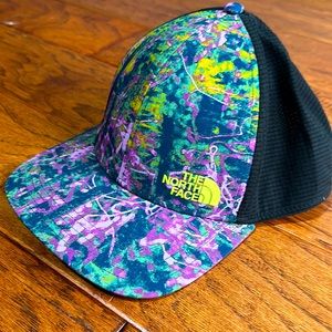 The North Face - Unisex Trail Trucker 2.0